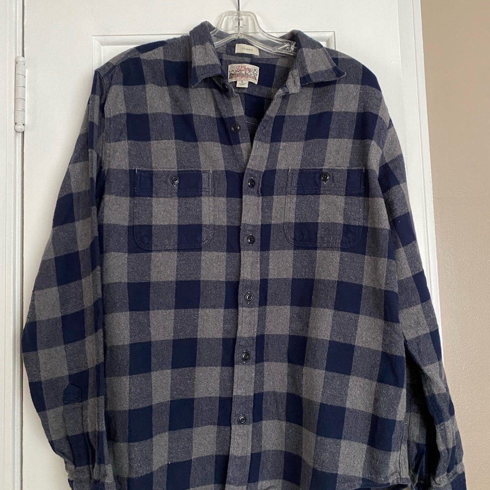GVSU flannel shirt - Picture 2 of 2